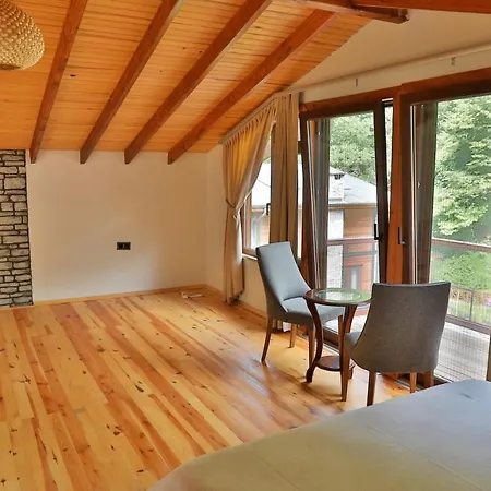 Lal Hayal Konaklari فيلة